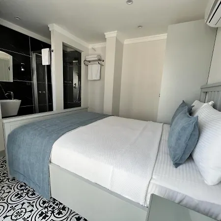 Hotel Cunda Say