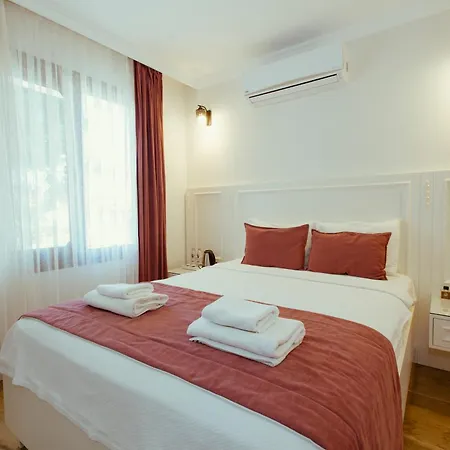 Cunda Say Hotel *