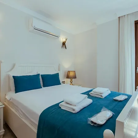 Hotel Cunda Say *