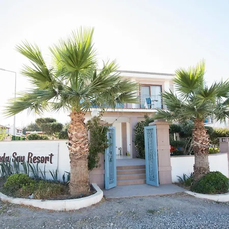 Hotel Cunda Say *
